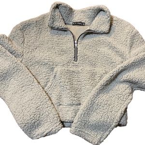 Zaful crop soft sweater medium